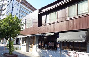 地元大阪市で創業35年以上地域とのつながりを大切に誠実な対応を心がけています